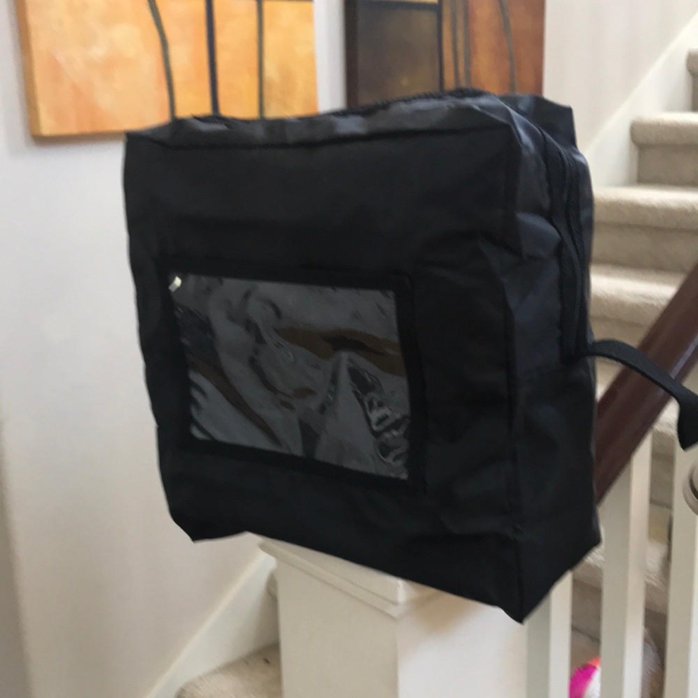 New nylon storage containers for purses, shoes or traveling! 5 pcs for $20.